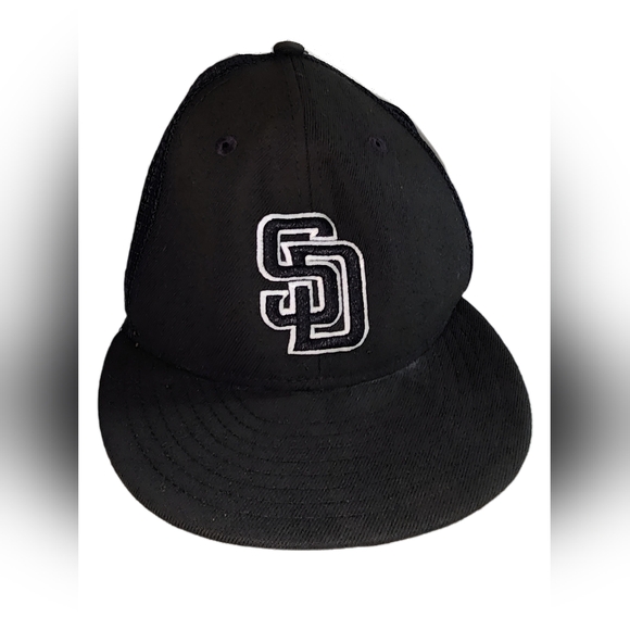 NEW ERA 59FIFTY SAN DIEGO PADRES FITTED BLACK BLACK WHITE HAT - Picture 1 of 5